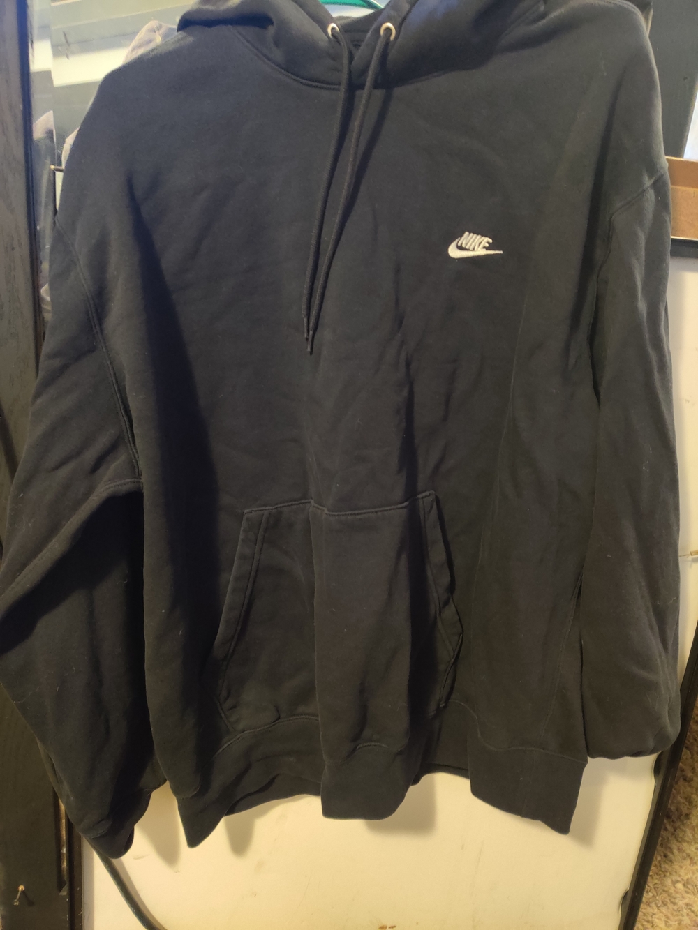 Nike Men's Black Hoodie Sweatshirt